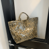 🔥Damen-Einkaufstasche mit Buchstaben-Print👜