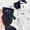 TikTok Last Day Promotion -60% OFF🎉Hand In Hand Socks Magnetic Holding Hands Socks