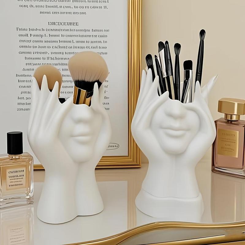 🎁TikTok Last Day Sale - 70% OFF🎉Creative hand-shaped makeup brush holder  flower stand