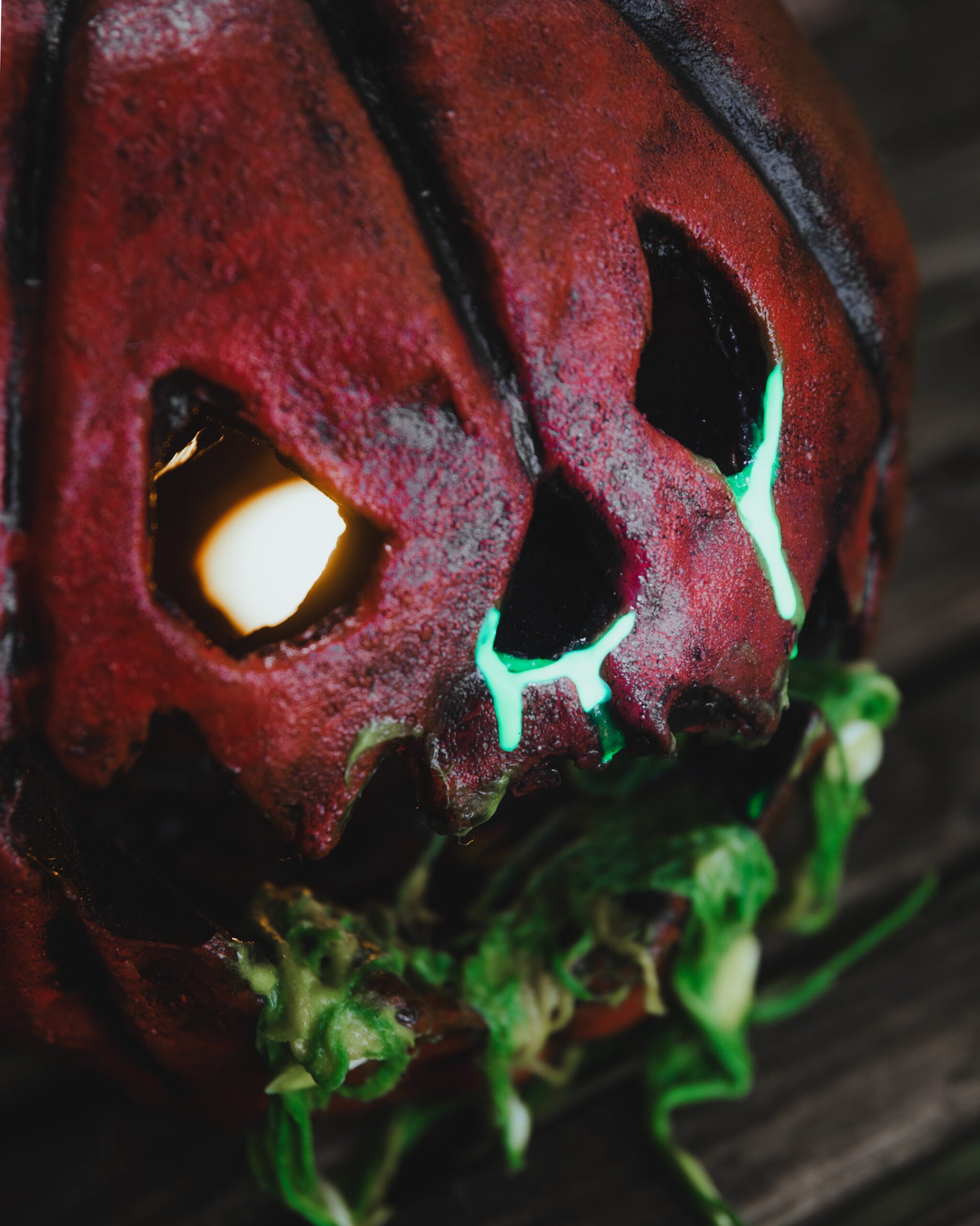 🎁TikTok Last Day Sale - 70% OFF🎃Bloody Accented Pumpkin Decor