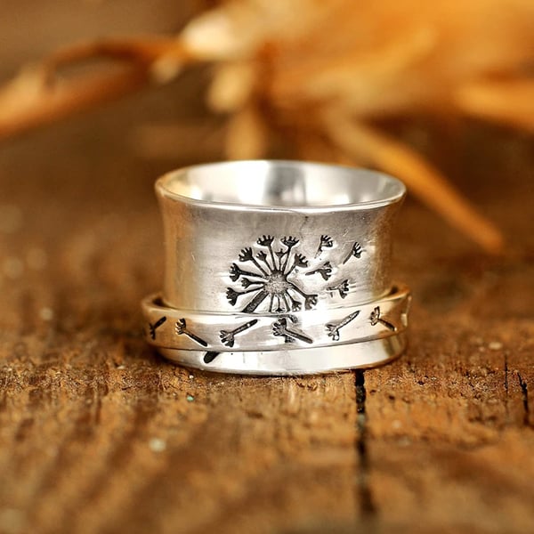 🔥 Last Day Promotion 75% OFF🎁Dandelion Flower Spinner Silver Ring
