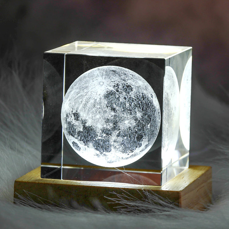 Moon Crystal Cube
