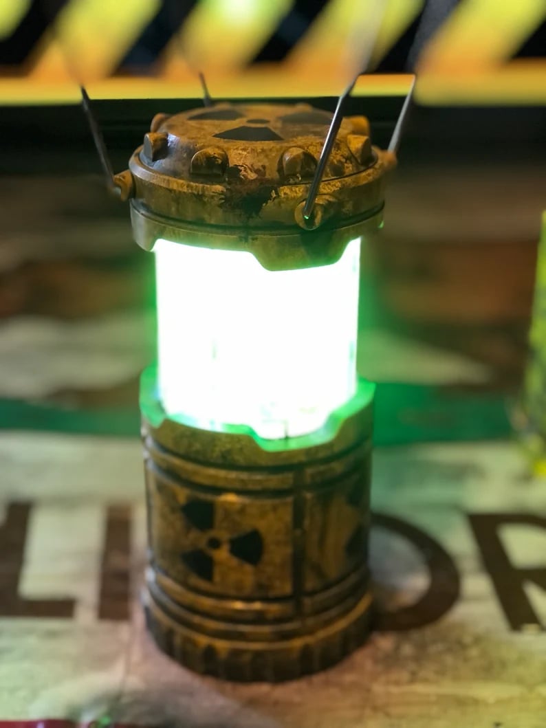 Last Day Promotion 70% OFF - ☣ Miniature Nuclear Reactor Lantern/Lamp⚡Buy 2 Get Free Shipping