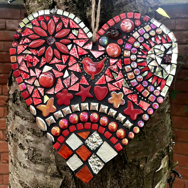 (🎄Christmas Sale-48% OFF)Red garden mosaic heart🔥Buy 2 Get Free shipping