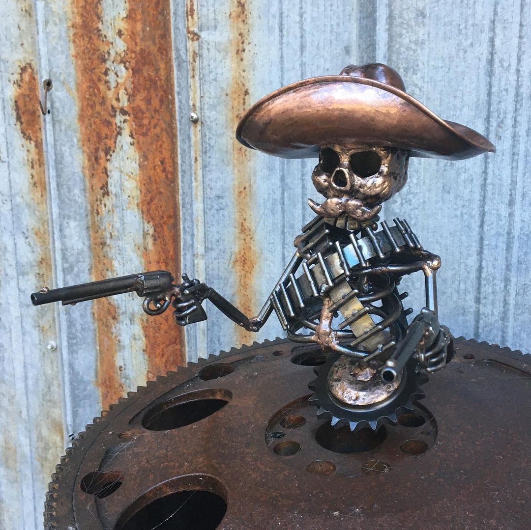 🤠Cowboy Skull Gunslinger Hood Ornament Sculpture💀