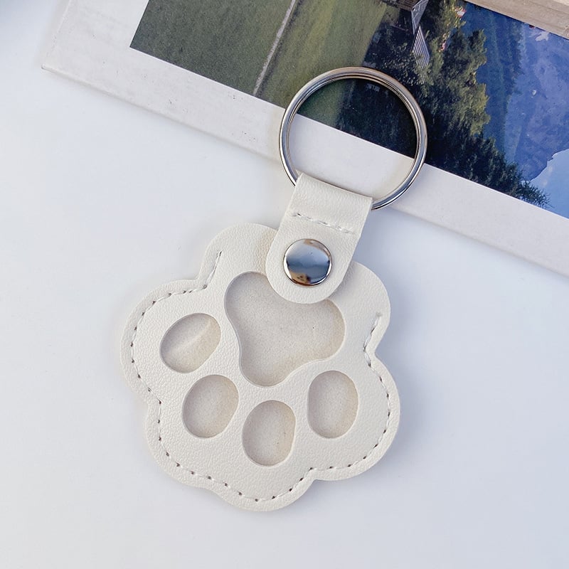 Last Day Promotion 70% OFF - 🐾Pet Paw Shaped Leather Keychain