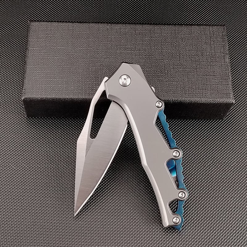 Mechanical bird portable knife