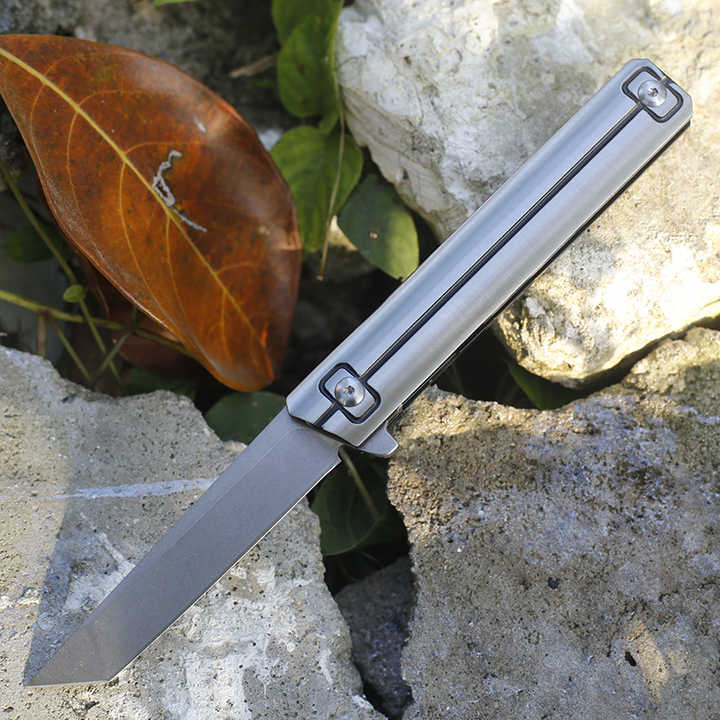 Handmade Razon Fang knife