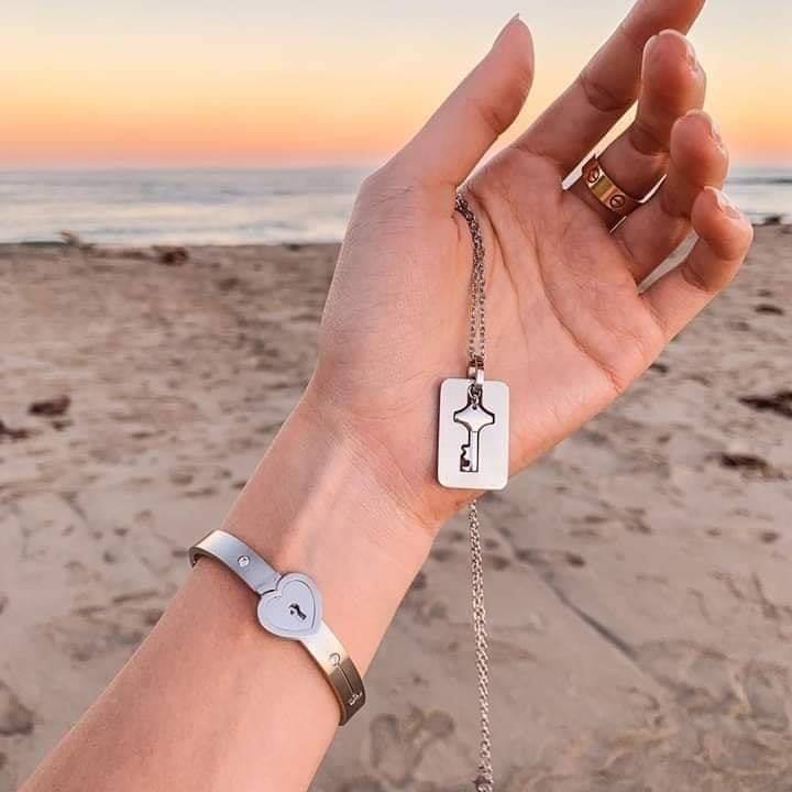 💥LAST DAY SALE 50% OFF💥HEART LOCK BRACELET & KEY NECKLACE