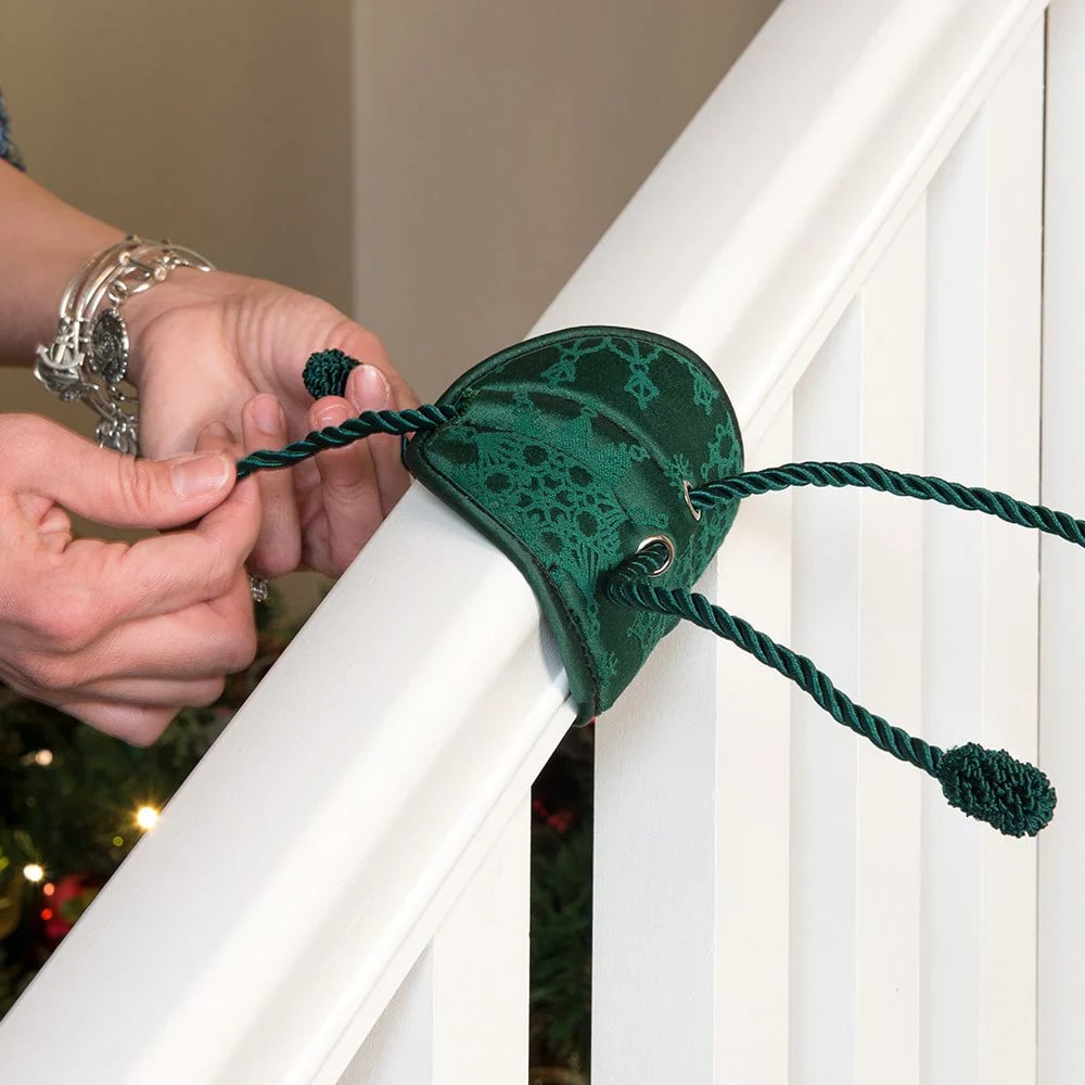🔥Christmas Sale - Railing Protecting Holiday Garland Ties