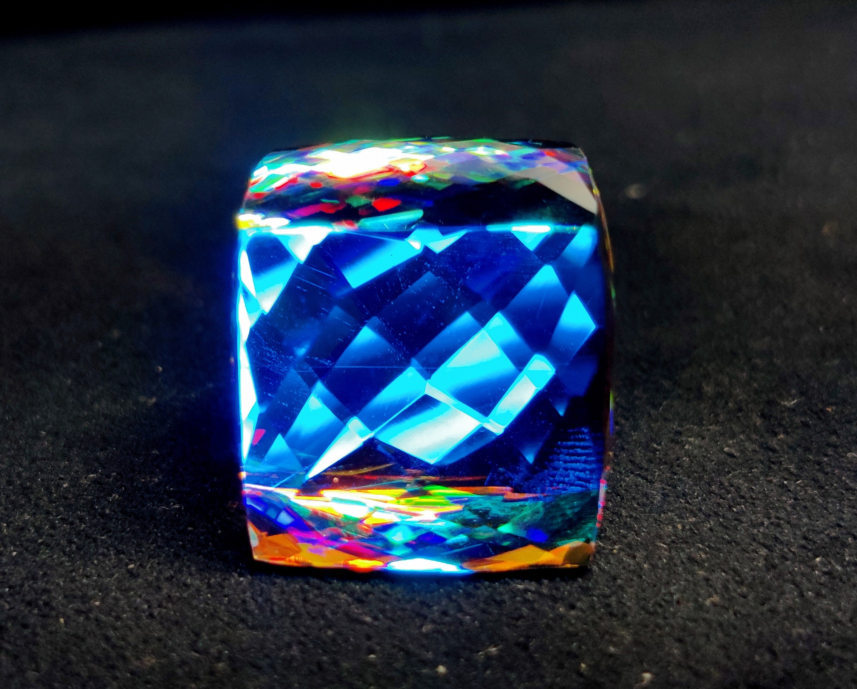 MYSTIC TOPAZ Pixel Gemstone