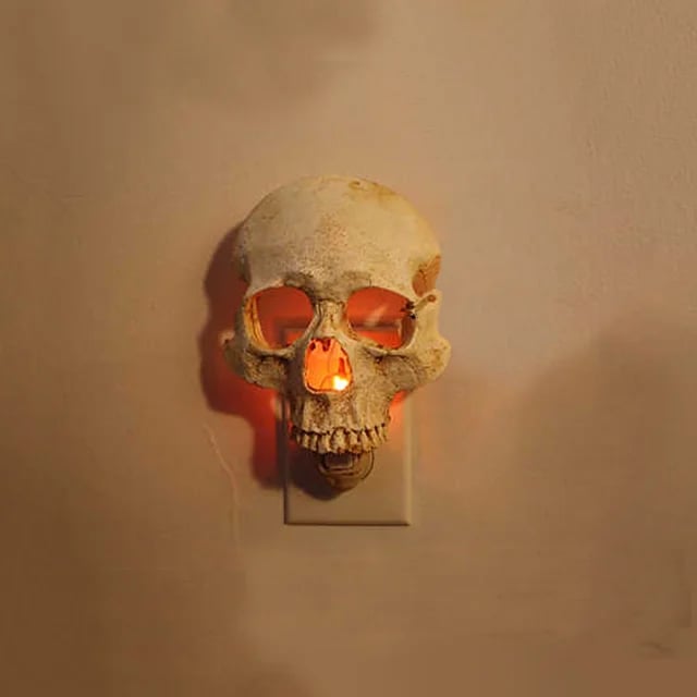 👻2024 New Halloween Handcrafted Skull Night Light