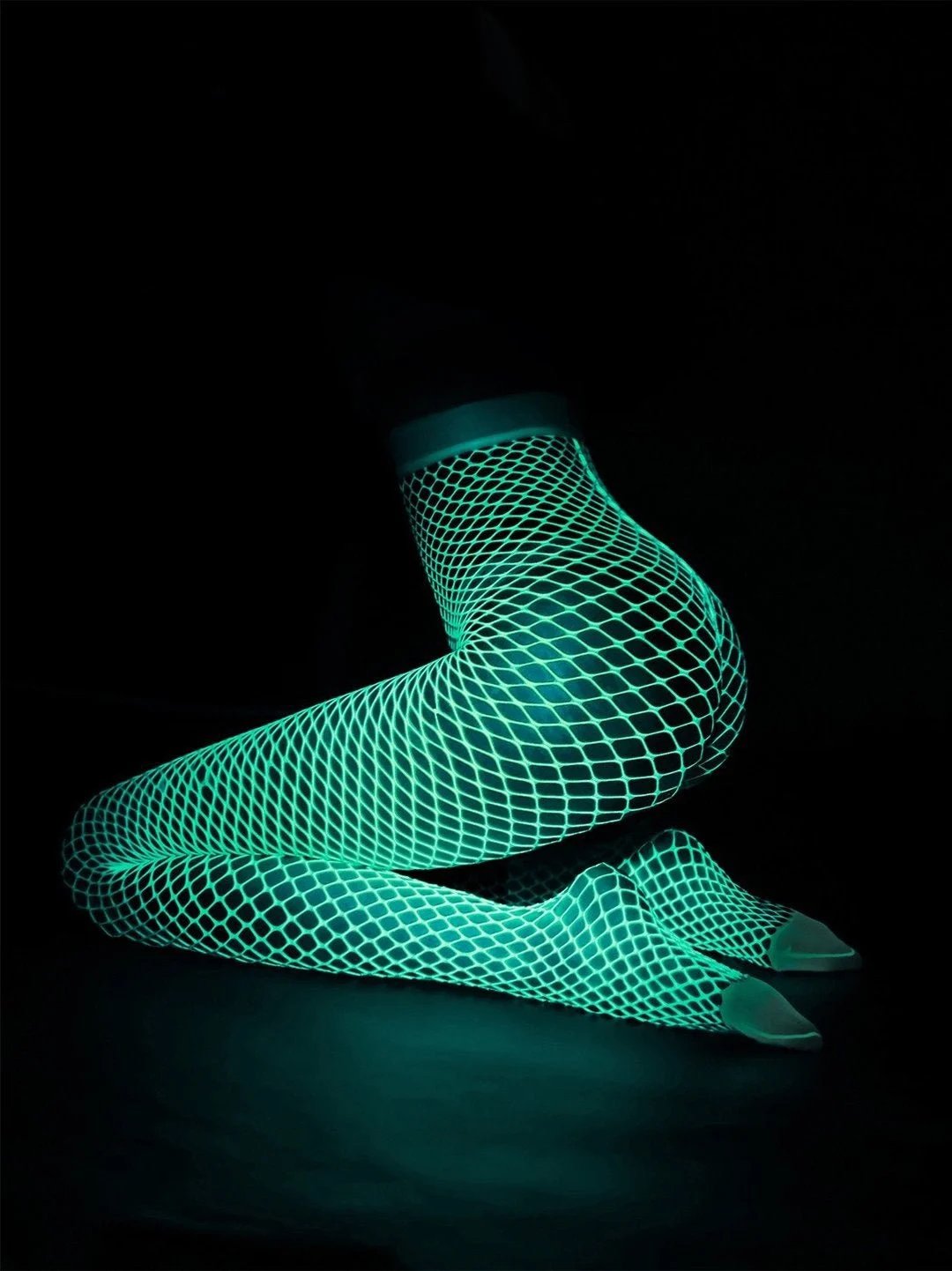 🔥Last Day Promotion 50% OFF💋2023 Luminous Fishnet Stockings - BUY 2 GET 1 FREE(3 PCS)