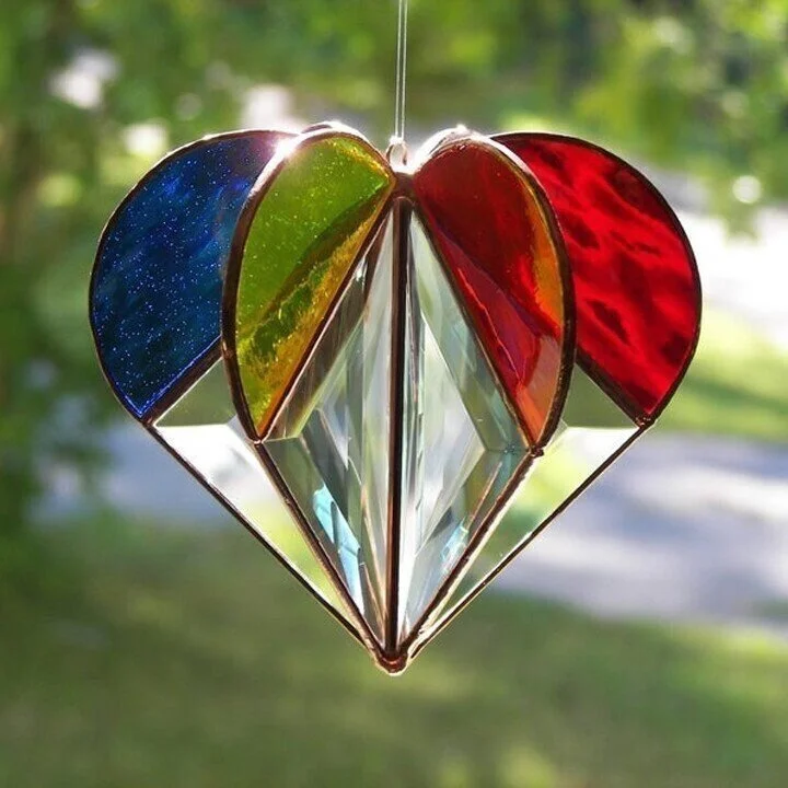 💗 Stained Heart-shaped Suncatcher (Buy 2 Free Shipping)