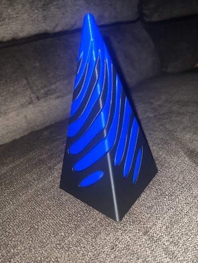 🔥Last Dat 50% OFF🔥Impossible Pyramid Passthrough Sculpture