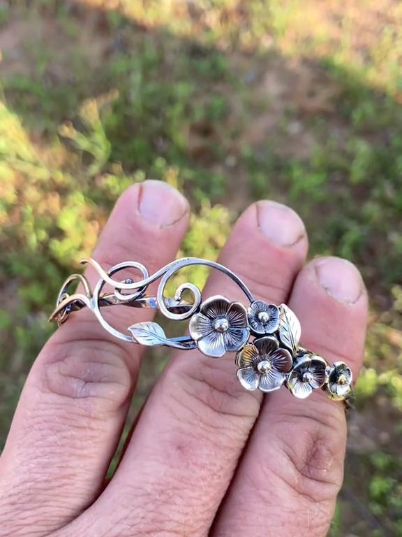 🔥Last Day: 50% Off! 🔥 Silver Whisper Cuff