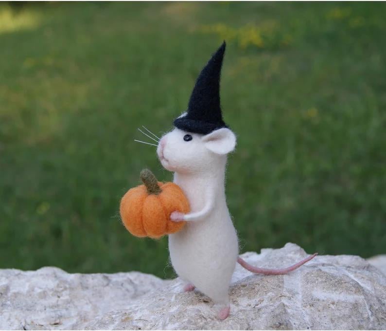 ⏰LAST DAY -50% OFF🔥Handmade Halloween Mouse With A Pumpkin