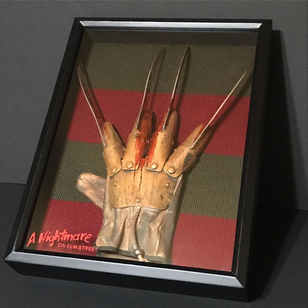 Freddy's Glove Shadow Box Display - Creepy Decor