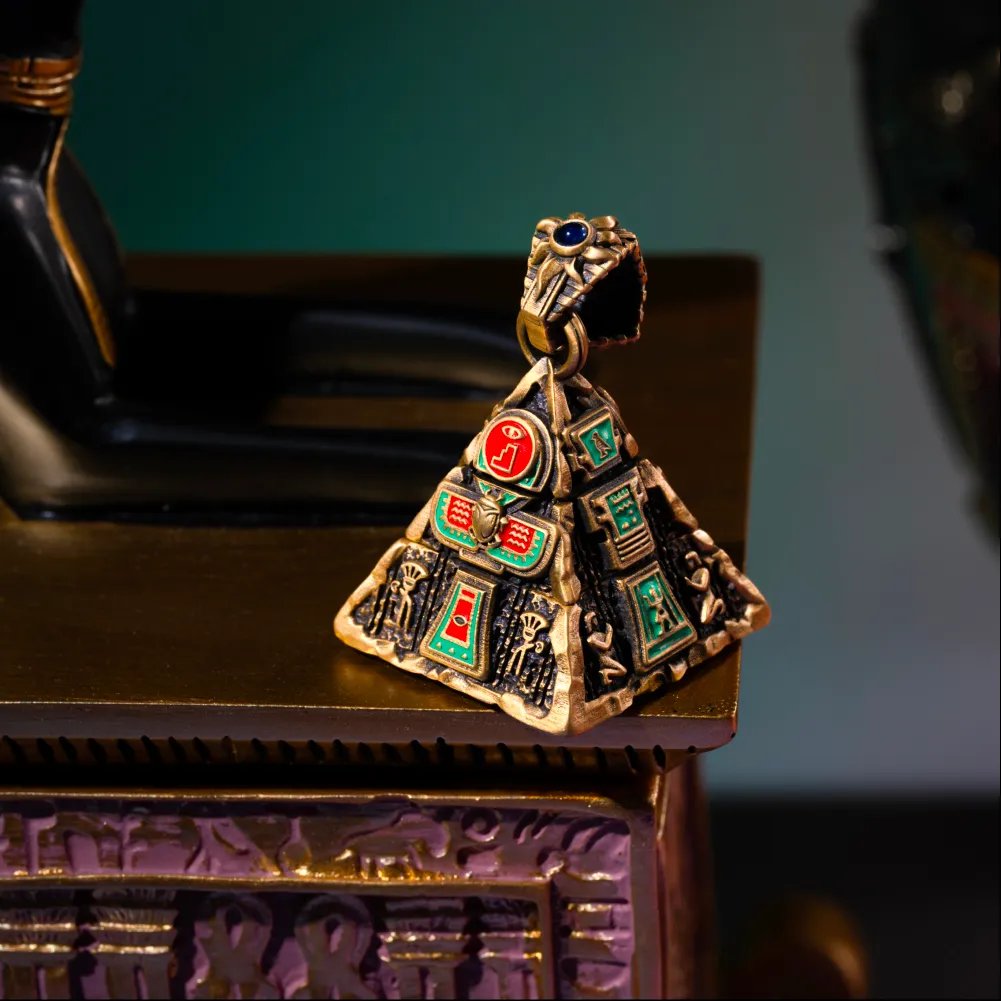 🎁TikTok Last Day Sale - 70% OFF🔮Oracle Pyramid Pendant