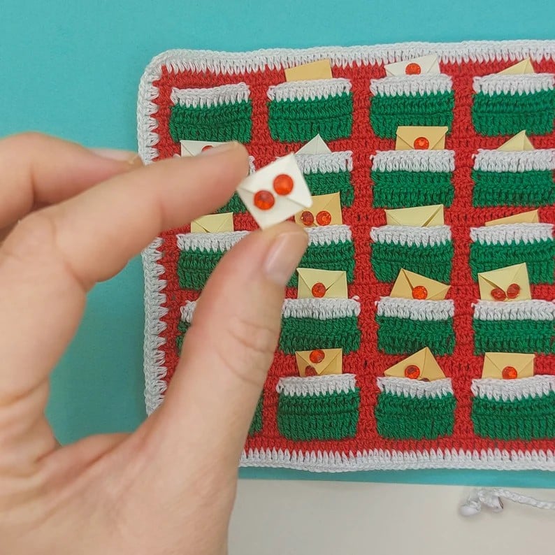 🚨𝐀𝐥𝐦𝐨𝐬𝐭 𝐠𝐨𝐧𝐞!🚨Handcrafted Crochet Mini Advent Calendar Gift 🎁