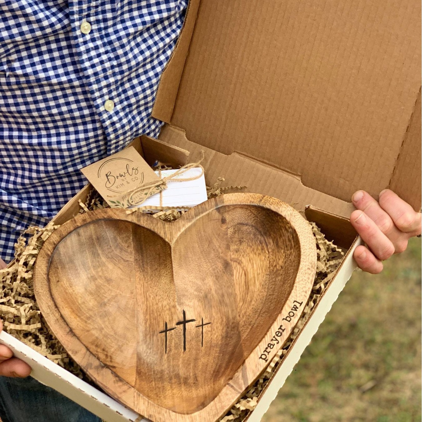 🎄(🔥Black Friday Sale: Save $10)🎄Handmade Heart-Shaped Prayer Bowl With Carved Cross And 