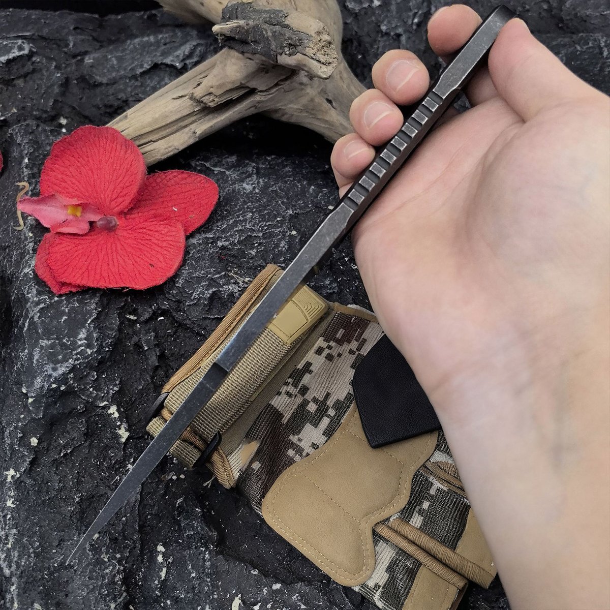 🔥New Integrated Tactical Ring Fixed-Blade Knife