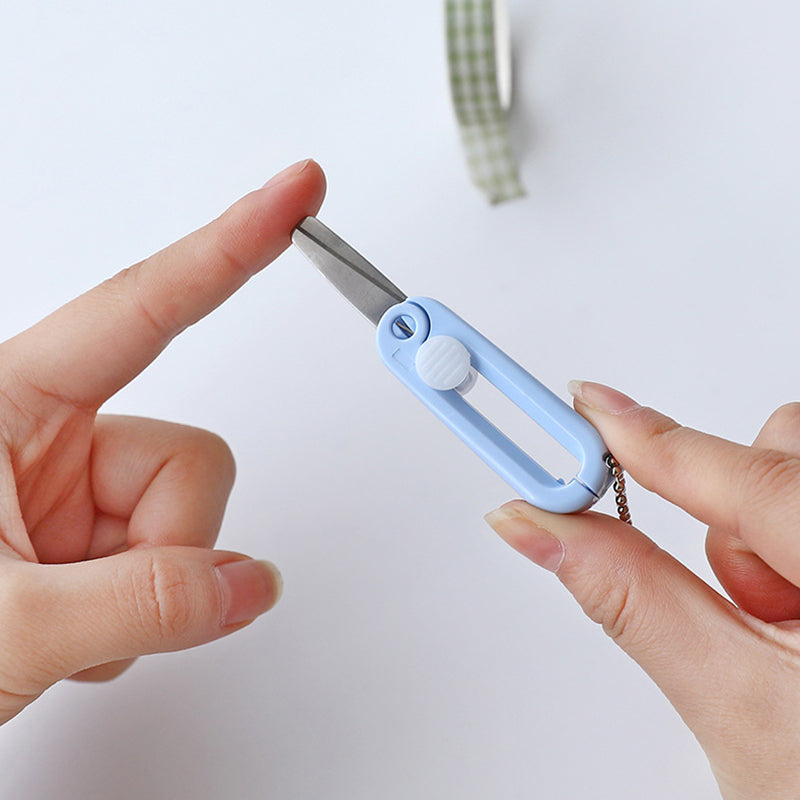 (🔥New Year Sale- SAVE 48% OFF) Folding Scissors Portable - Buy 3 Get Extra 10% OFF