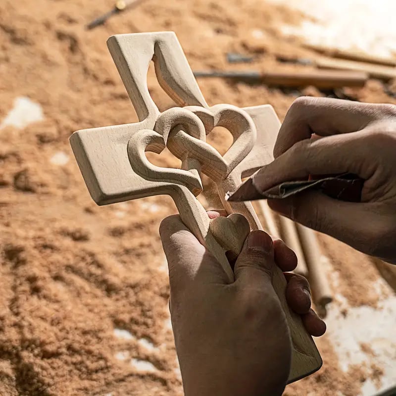 💝Christmas Gift- Intertwined Hearts Wooden Cross - Encouragement Gift