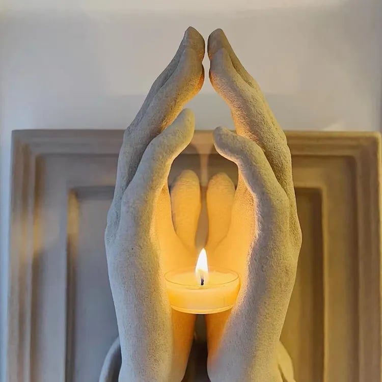 🎁TikTok Last Day Sale - 70% OFF✝️🙏Praying Hands--A Perfect Blend of Warmth and Wishes💖