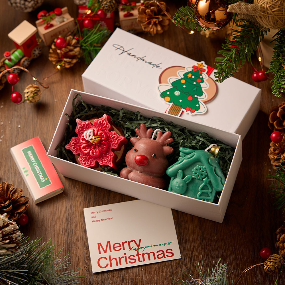🎁TikTok Last Day Sale - 70% OFF🎅Christmas three-piece scented candle gift set🦌