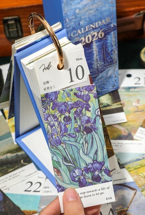 🎁TikTok Last Day Sale - 70% OFF🎉2026 Vintage European Style Oil Painting Flip Calendar🎨