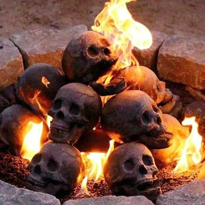 🔥2023 Halloween Pre Sale 50% OFF🔥 Terrifying Human Skull Fire Pit💀