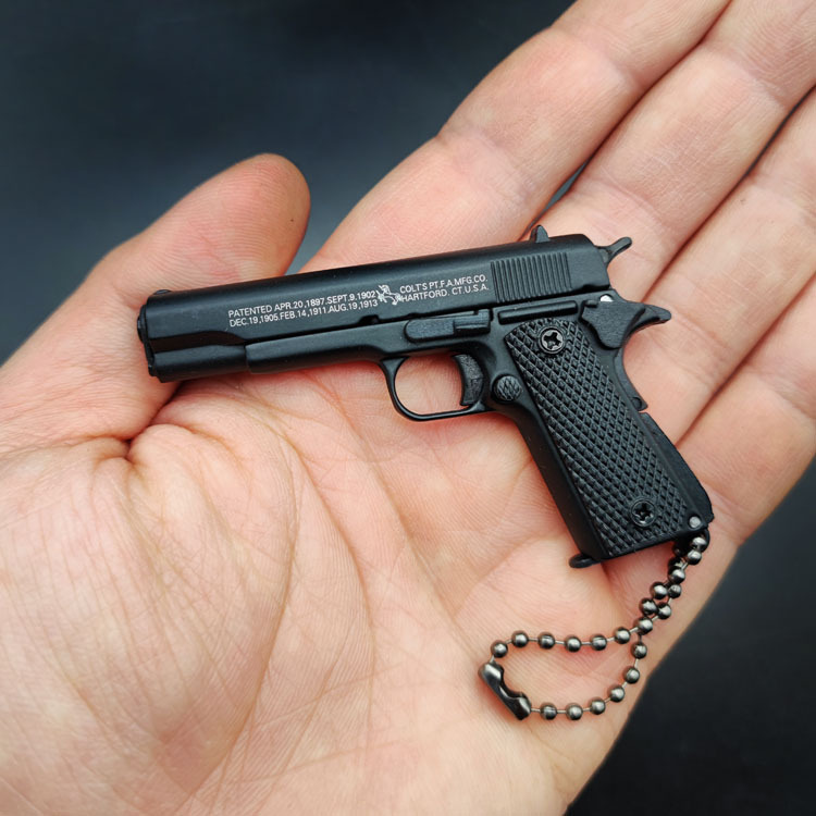 M1911 metal gun model toy keychain gift