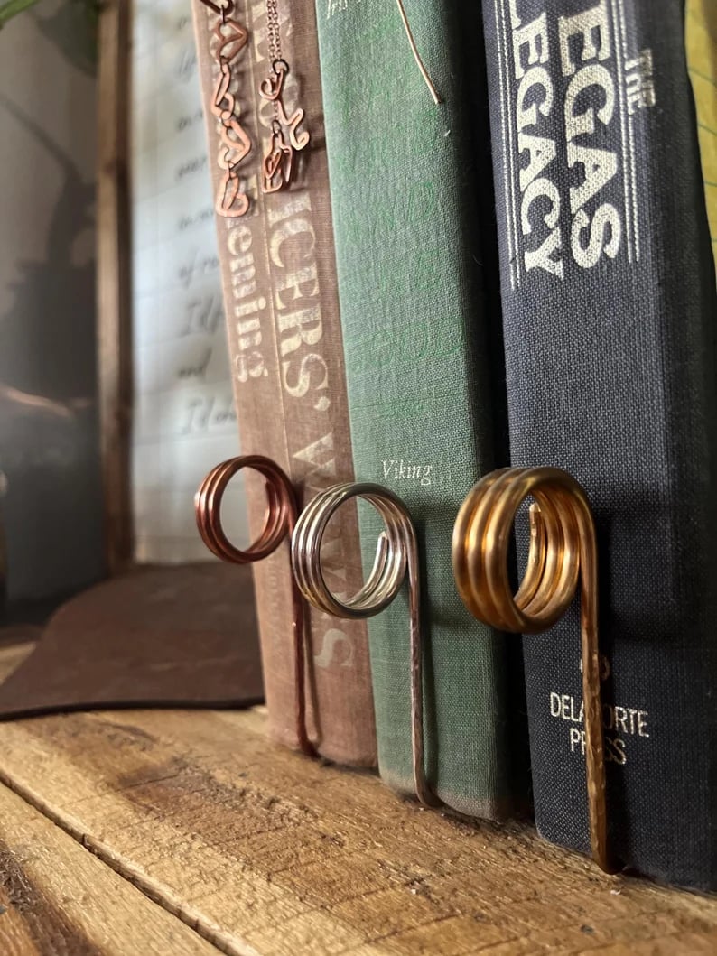 ✨Handmade Utility Book Holder Ring Bookmark