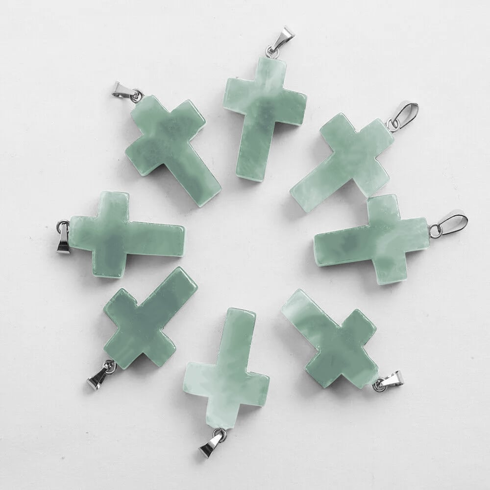 ✝️100% Handmade Green Aventurine Cross Healing Heart (𝐂𝐡𝐚𝐝 𝐒𝐦𝐢𝐭𝐡 𝐇𝐚𝐧𝐝𝐦𝐚𝐝𝐞®)