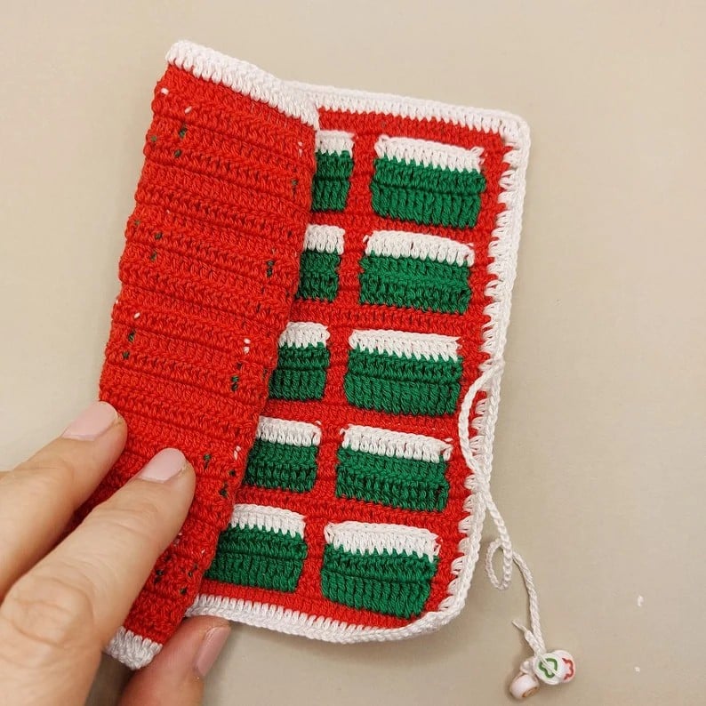 🚨𝐀𝐥𝐦𝐨𝐬𝐭 𝐠𝐨𝐧𝐞!🚨Handcrafted Crochet Mini Advent Calendar Gift 🎁