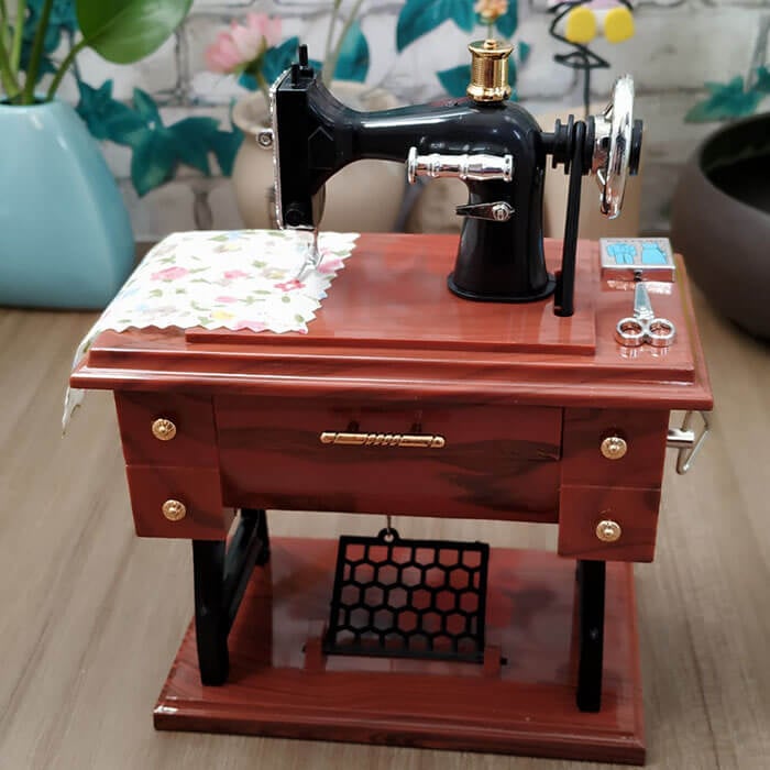 🦋Premium Sewing Machine Music Box