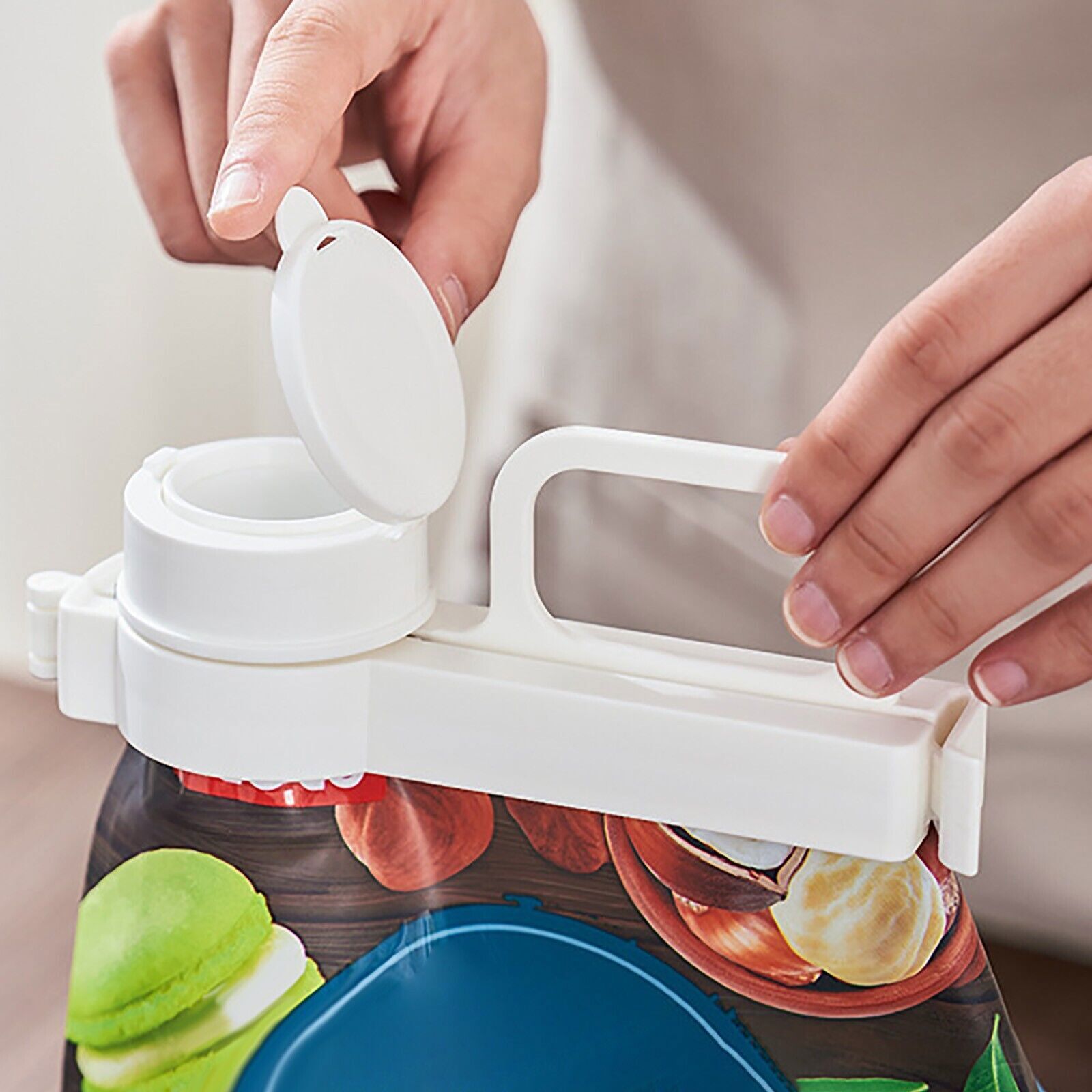 Upgraded Bagged Food Sealing Clip with Pour Spout and Handle