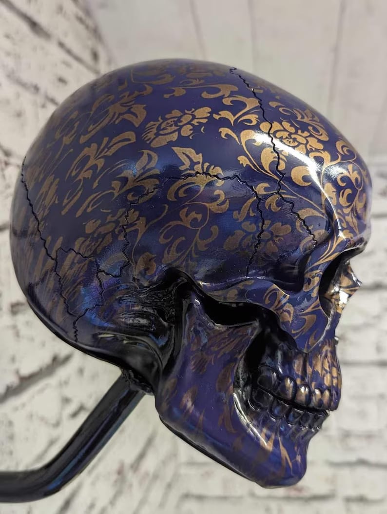 🔥Letzter Tag 50% RABATT -Totenkopfhalter für Motorradhelm und -jacke