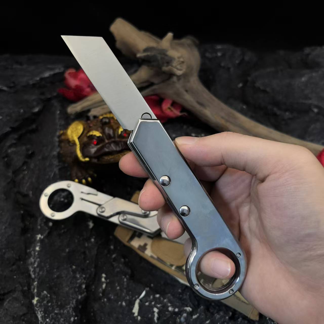EDC Mechanical Folding Knife