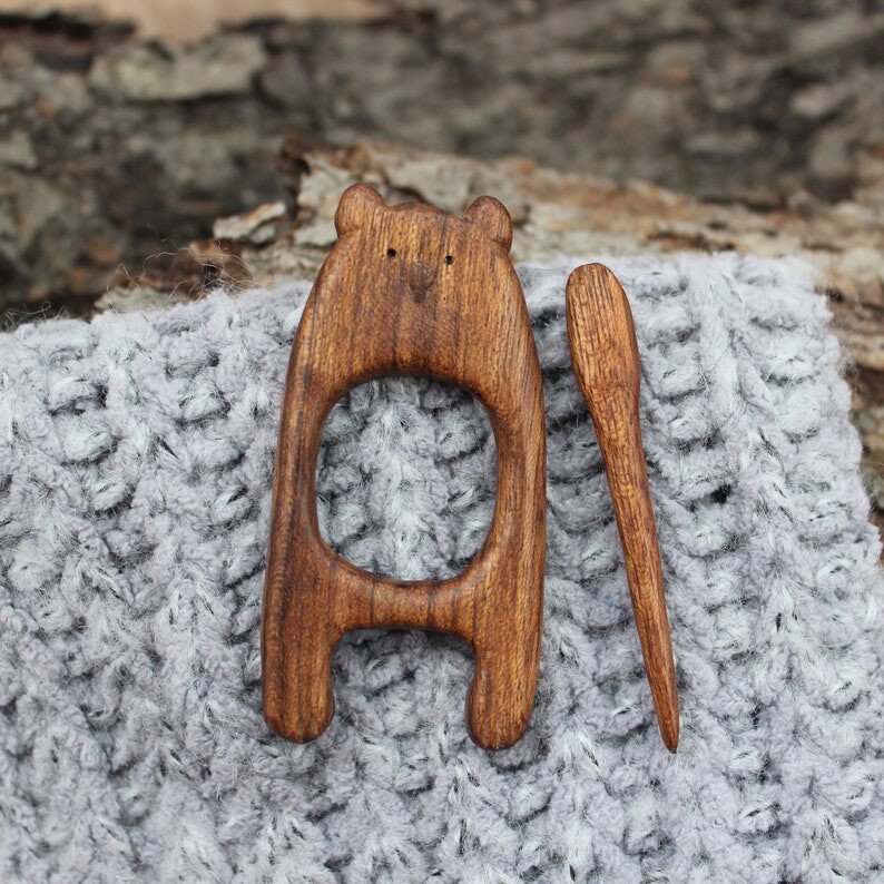 🎅Christmas-Big Sale 65%OFF-2022 Winter Hot Sale Brooch pin with wooden animal pattern (sweater clip)