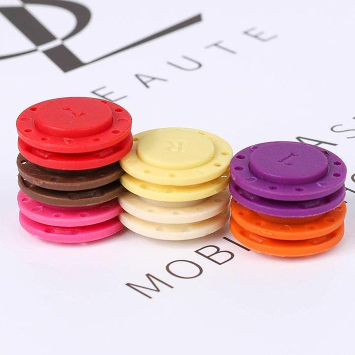 Early Christmas Hot Sale - High-grade invisible plastic magnet button(BUY 5 FREE SHIPPING)