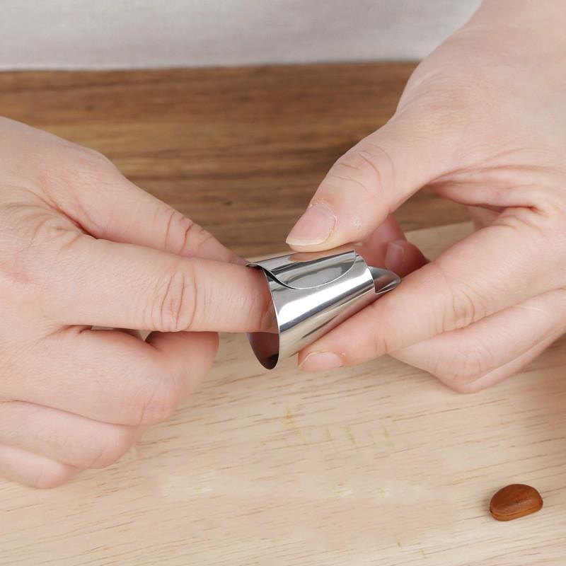 (🔥LAST DAY SALE - SAVE 50% OFF) Peeling Bean Artifact Iron Nail Set-BUY 5 GET 3 FREE