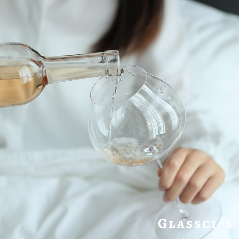 Rona Crystal Pinot Noir Wine Glass
