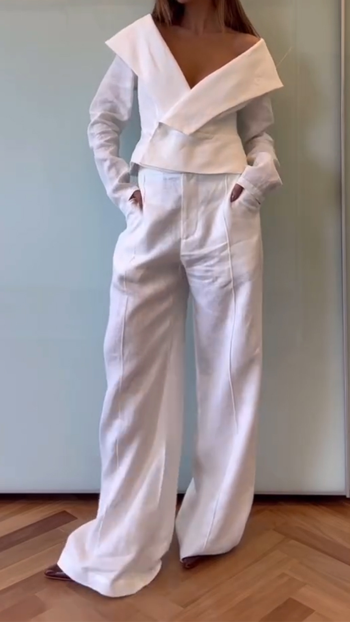 Ladies' V-neck Irregular Design Top+pants with A Casual Temperament Suit