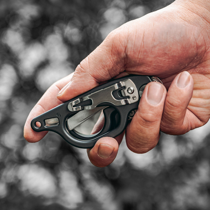 🔥Last Day Promo - 70% OFF🔥 Emergency Rescue Foldable Shears, Buy 2 Save 10% & Free Shipping