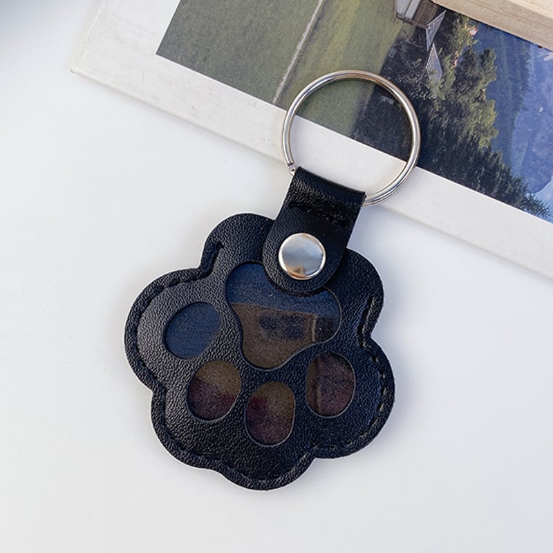Last Day Promotion 70% OFF - 🐾Pet Paw Shaped Leather Keychain