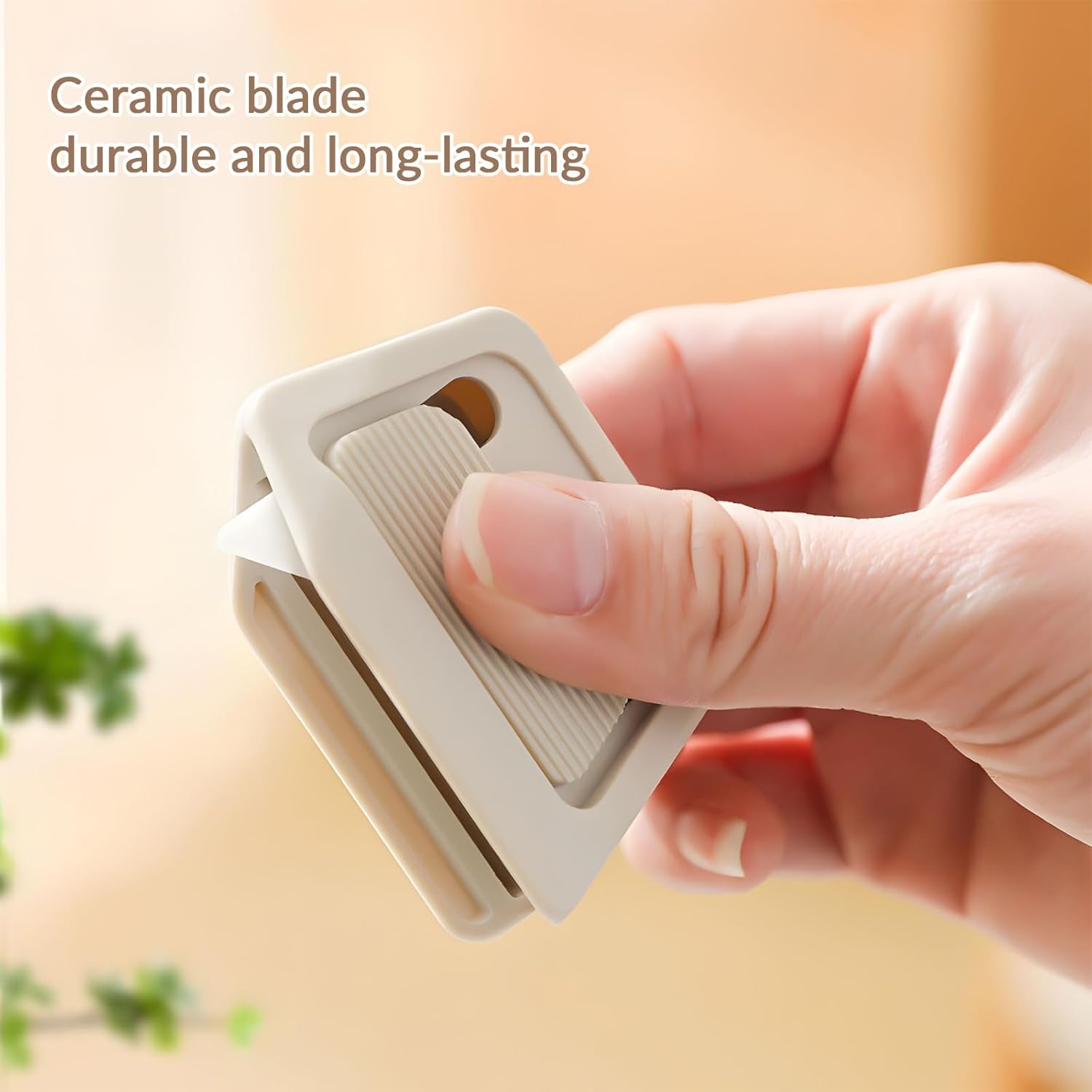 🔥Buy One Get One Free🔥Auto-Retract Ceramic Mini Box Cutter