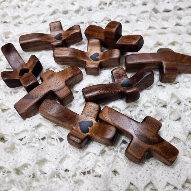 ✝️100% Handmade Wooden Cross Fingertip Stress Relief Gifts