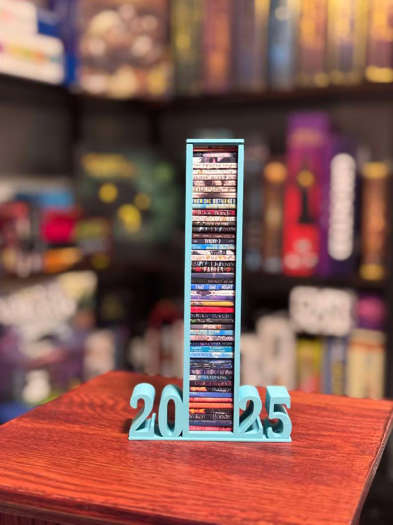 📕2025 Reading Challenge Bookshelf with 50 Mini Books